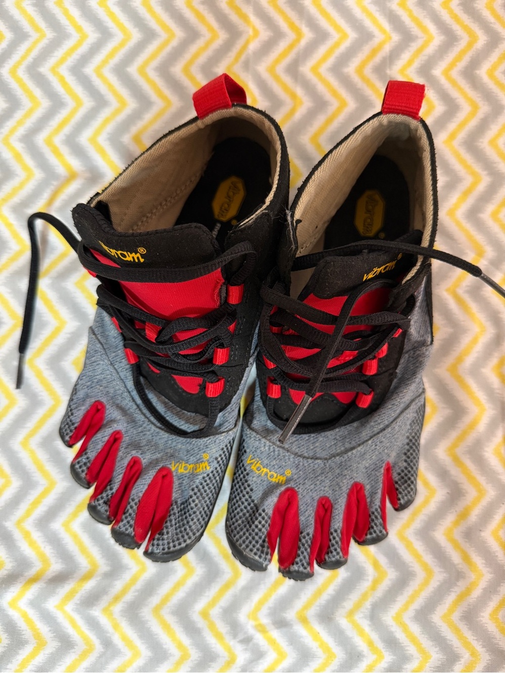 Vibram FiveFingers V-Trek Insulated toe Barefoot shoes Women’s EU37 US7-7.5